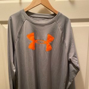 This is SOLD.   Under Armour long Sleeve Heat Gear shirt Sz- YXL